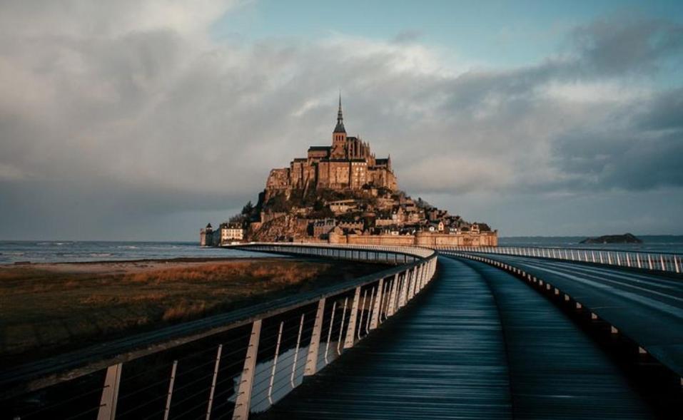 Mont Saint Michel Charmante Chambre Bien Etre Bed and Breakfast Roz-sur-Couesnon Exterior foto